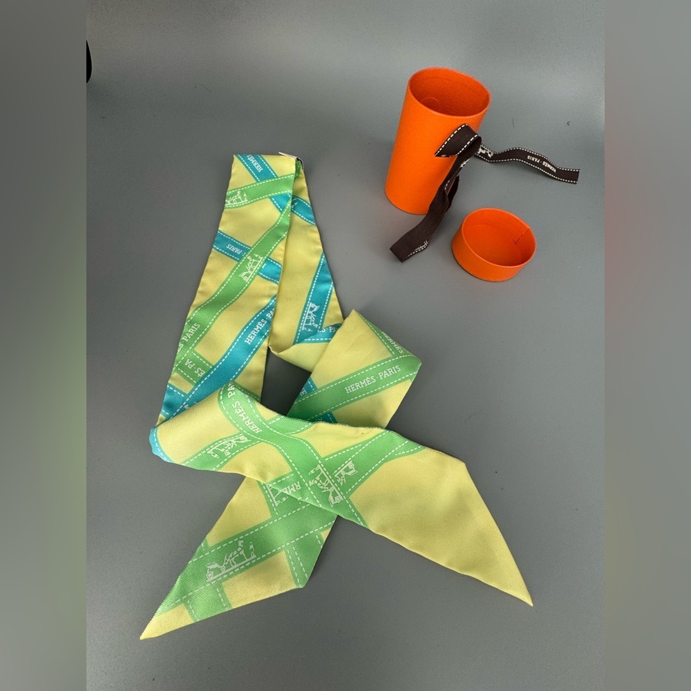 Hermès Bolduc Ribbon Silk Twilly Scarf Yellow Green w Box